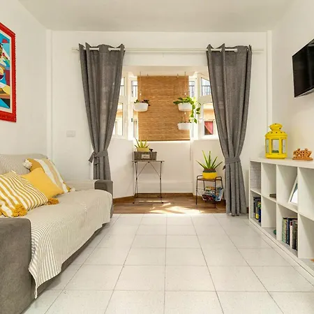 Διαμέρισμα Cosy In 40 M² Close To The Κοραλέχο